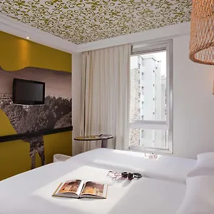 Ibis Styles Buttes Chaumont Paris