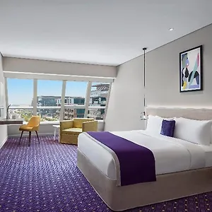 leva-hotel-apartments-mazaya-center-mall-dubai.sharjah-hotels.com/